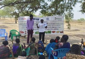 Mother to mother’s support group meeting in progress (Photo courtesy of Obwoya-Project Manager)2